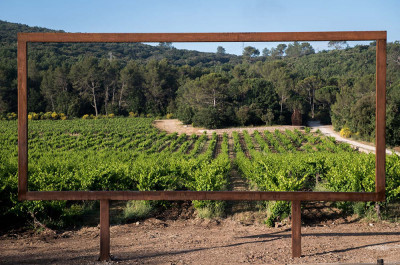 Daniel Buren, Loris Cecchini, Pascale Marthine Tayou, Sislej Xhafa, José Yaque - Commanderie de Peyrassol